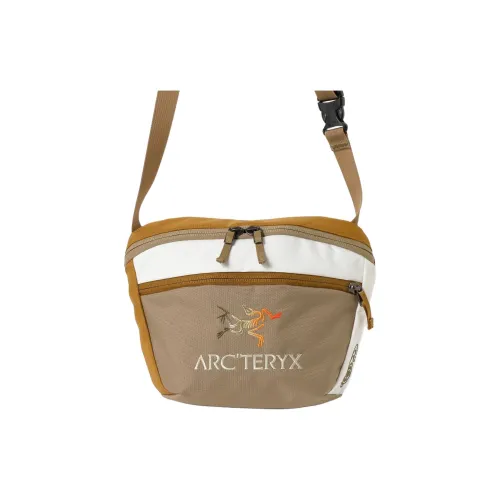Arcteryx Polyester Shoulder Bag Crossbody Bag Mini Unisex Khaki