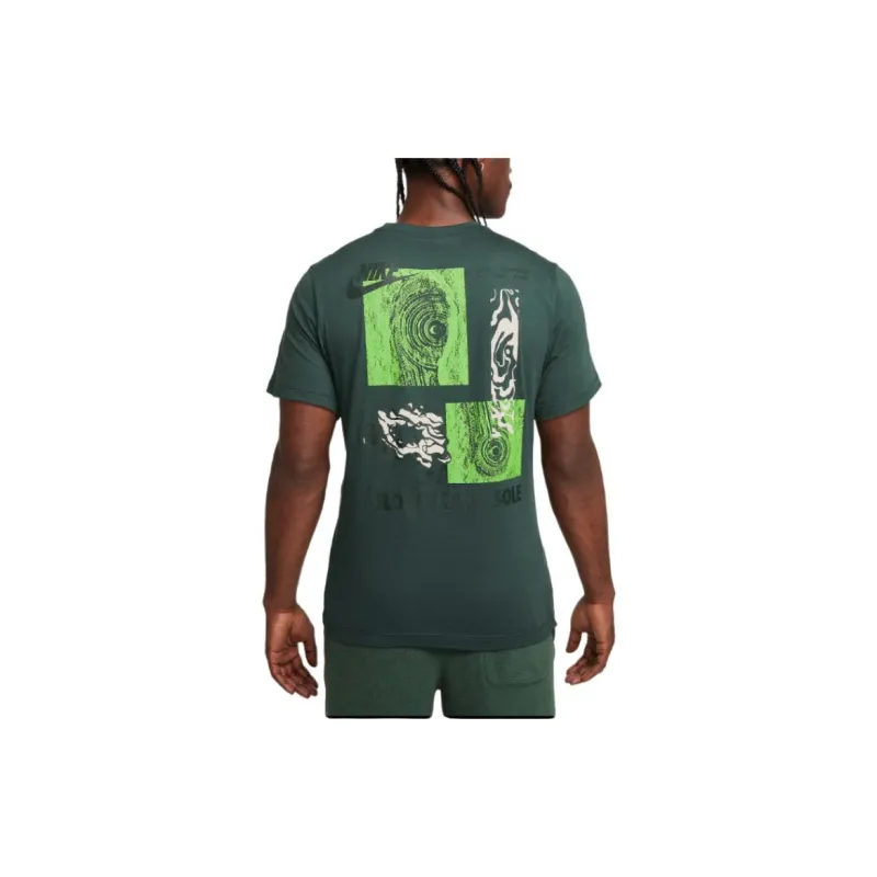 Nike Sportswear Club T Shirt-1