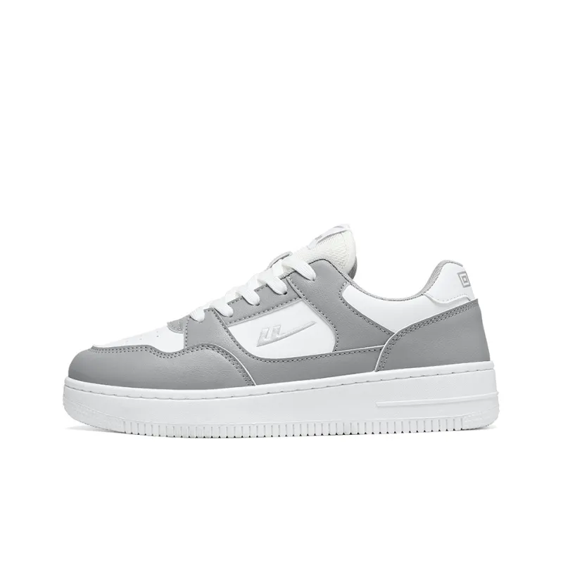 Warrior Height-Enhancing Wear-Resistant Lightweight Breathable Low-Top Skateboard Shoes Unisex-0