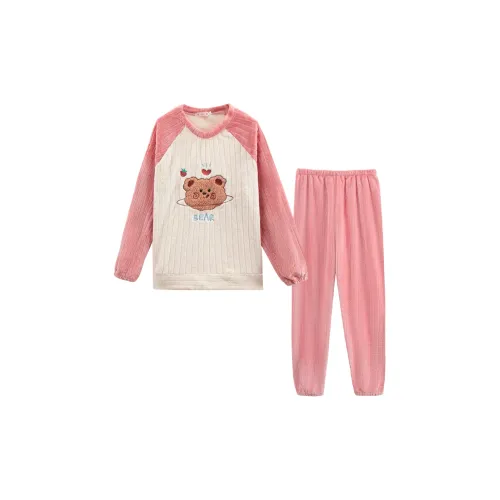Sleeping Beauty Pajama Set Women's Pink