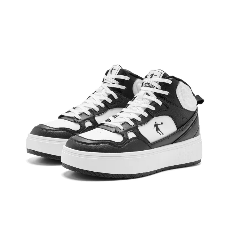 QIAODAN Thermal Slip Resistant And Abrasion Resistant Mid Top Skateboard Shoes Women's White Black-2