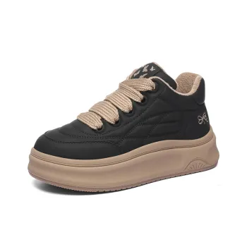 Golden Silk Rabbit Low Top Skateboard Shoes Women's