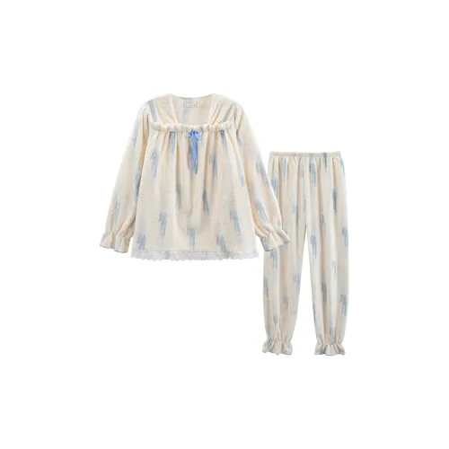 Sleeping Beauty Pajama Set Women's Ivory