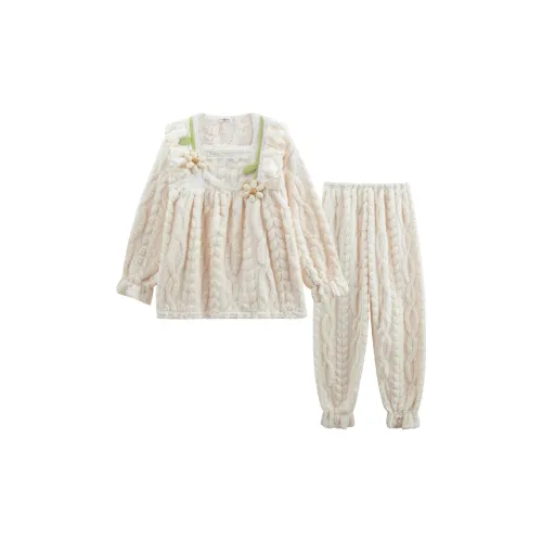 Sleeping Beauty Pajama Set Women's Apricot