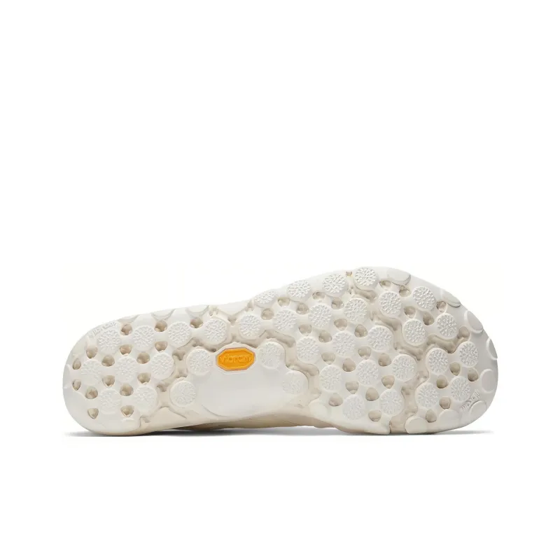 New Balance MT10O Issey Miyake White-5