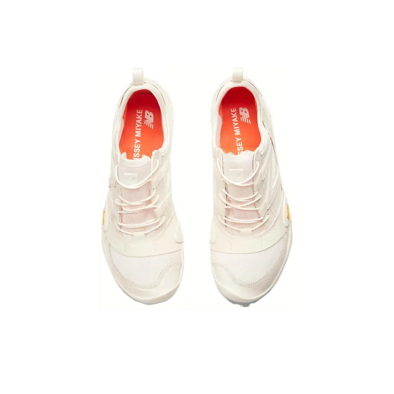 New Balance MT10O Issey Miyake White-3