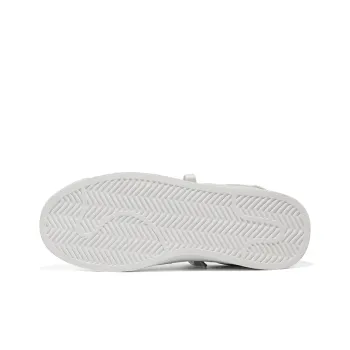 Little Red Man Slip Resistant And Breathable Low Top Skateboard Shoes Unisex
