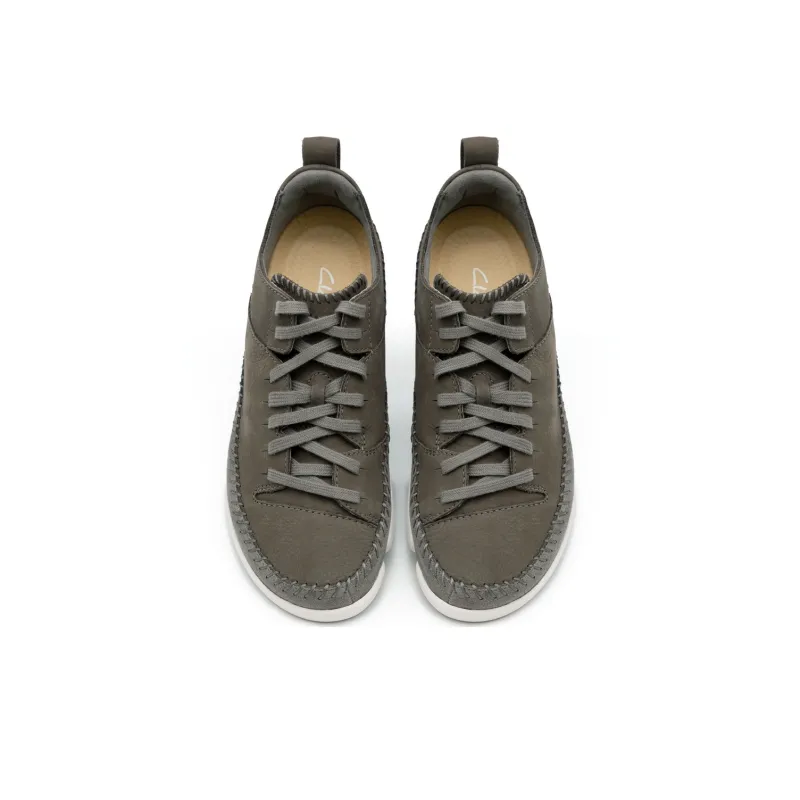 Clarks Slip Resistant Low Top Couple's Casual Shoes Women's Coffee-2