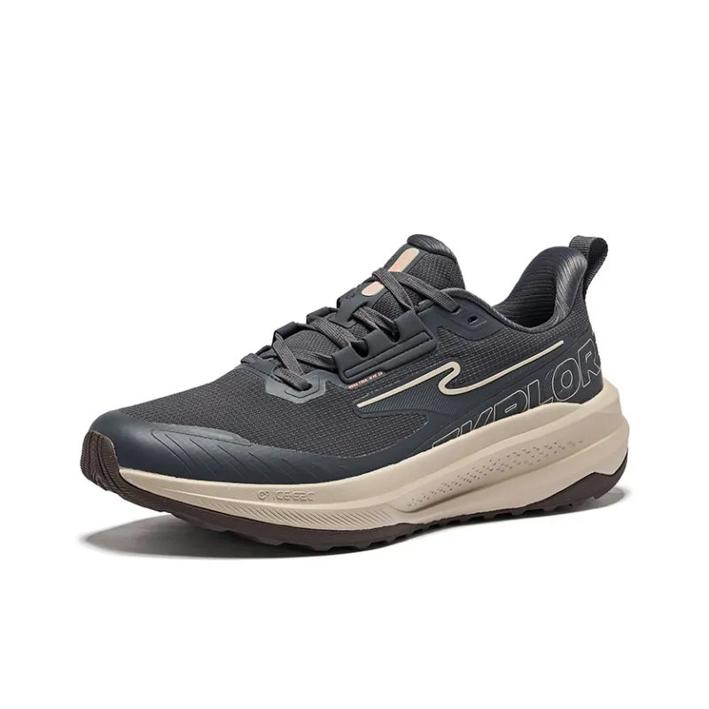 Erke Wild Water Resistant Slip Resistant Cushioned Lightweight Low Top Running Shoes Men's Carbon Gray Light Linen-2