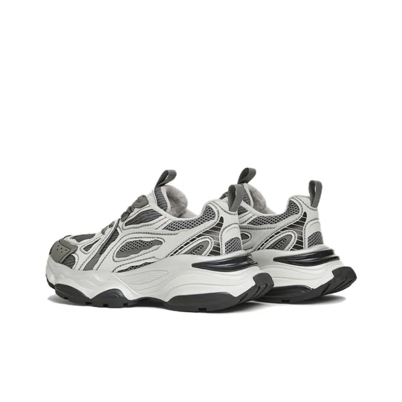Tata Shock Absorbers With Slip Resistant And Abrasion Resistant Properties Low Top Chunky Sneakers Women's-7