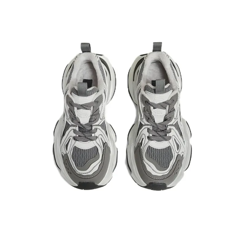 Tata Shock Absorbers With Slip Resistant And Abrasion Resistant Properties Low Top Chunky Sneakers Women's-8
