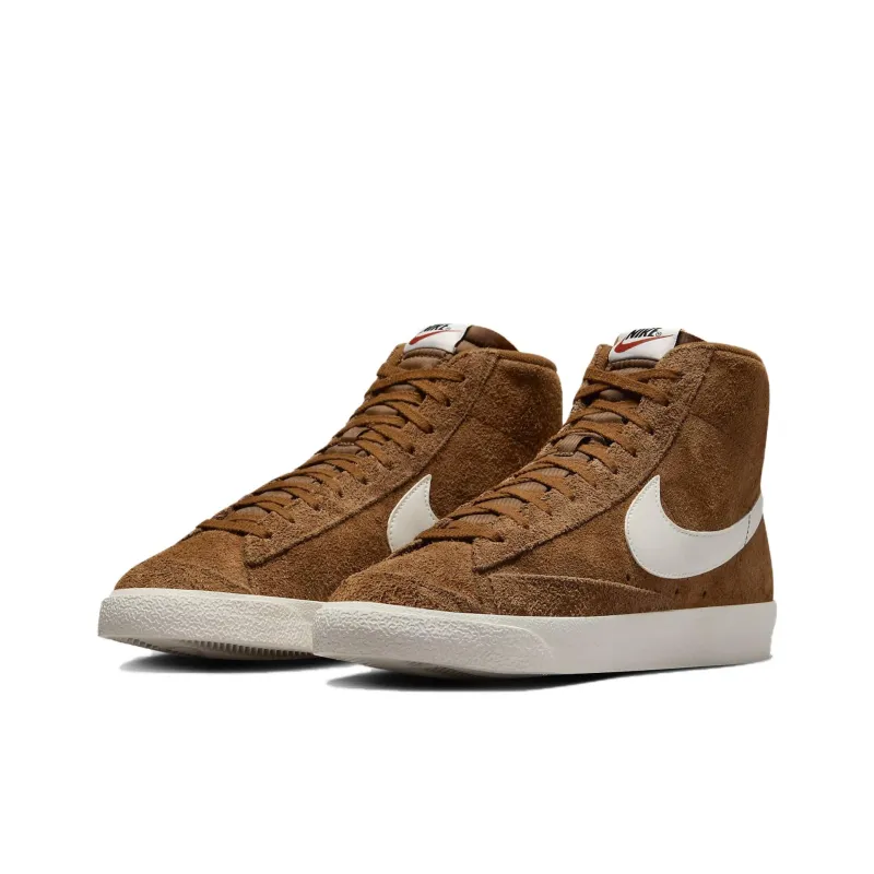 Nike Blazer Mid '77 Premium Light British Tan Hyper Crimson Sail-2