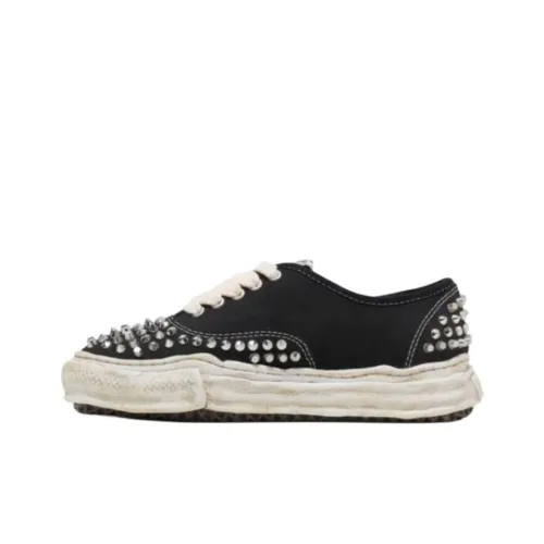 MIHARA YASUHIRO Low-Top Skateboard Shoes Women's Black