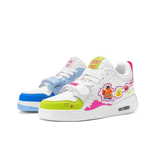 SESAME STREET Cushioned Wear Resistant Coverage Warm Mid Top Basketball Shoes Unisex