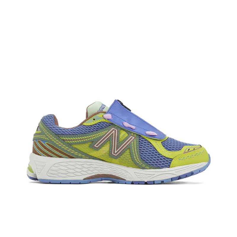 New Balance 860v2 Up There 2000's Tropes-2
