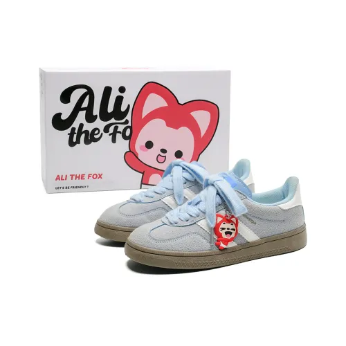 ALI THE FOX Podw-Resistant Cushioning Lightweight Breathable Low-Top Skateboard Shoes Women's Box Included
