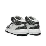 is also an excellent alternative if you want a summer-friendly sneaker