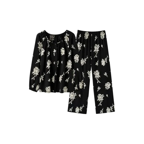 Lanza Women's Pajama Sets