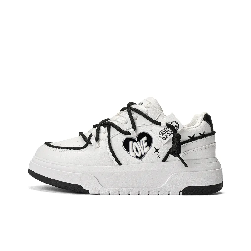 Crayon Shinchan Low Top Skateboard Shoes Unisex-1