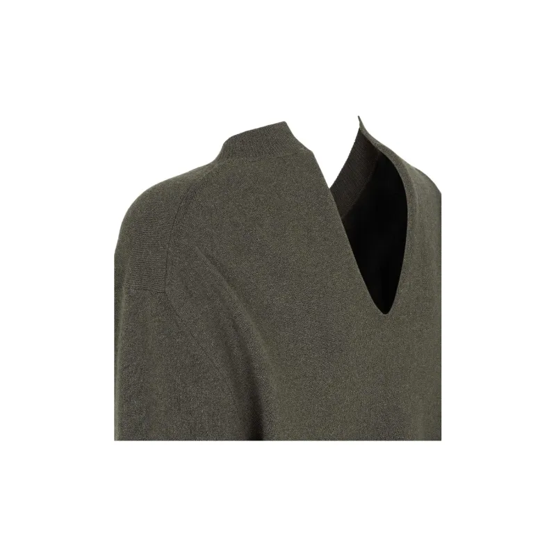 FENDI V Neck Logo Embroidered Sweater-2