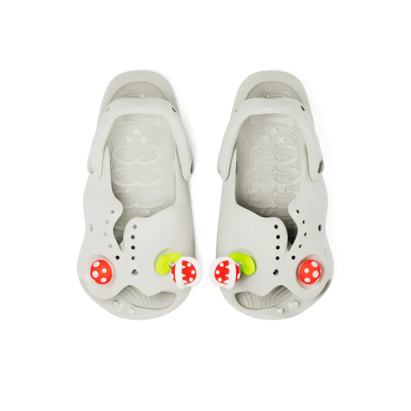 HelloSlippers Mr. Skully Devouring Flower, Beach Sandals Unisex-4