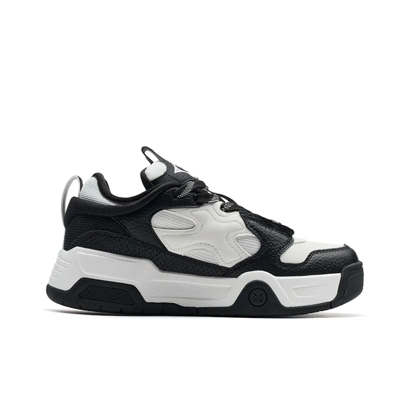 XTEP Star X Height Increasing Wear Resistant Slip Resistant Low Top Skateboard Shoes Women's Black White-1