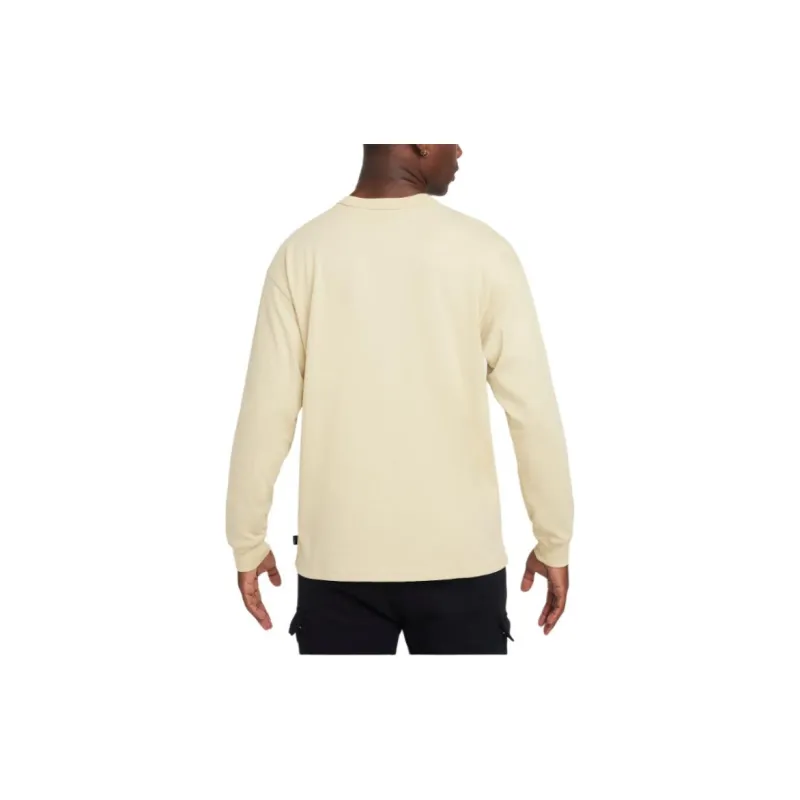 Nike Sportswear Premium Essentials Men's Long Sleeve Pocket T Shirt-1