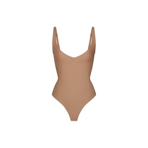 SKIMS FW24 BODY CORE SCULPT PLUNGE THONG BODYSUIT Shapewear Women's SIENNA/Ochre Stone Color