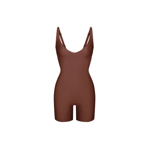 SKIMS FW24 BODY CORE SCULPT PLUNGE MID THIGH BODYSUIT Shapewear Women's JASPER/Jasper