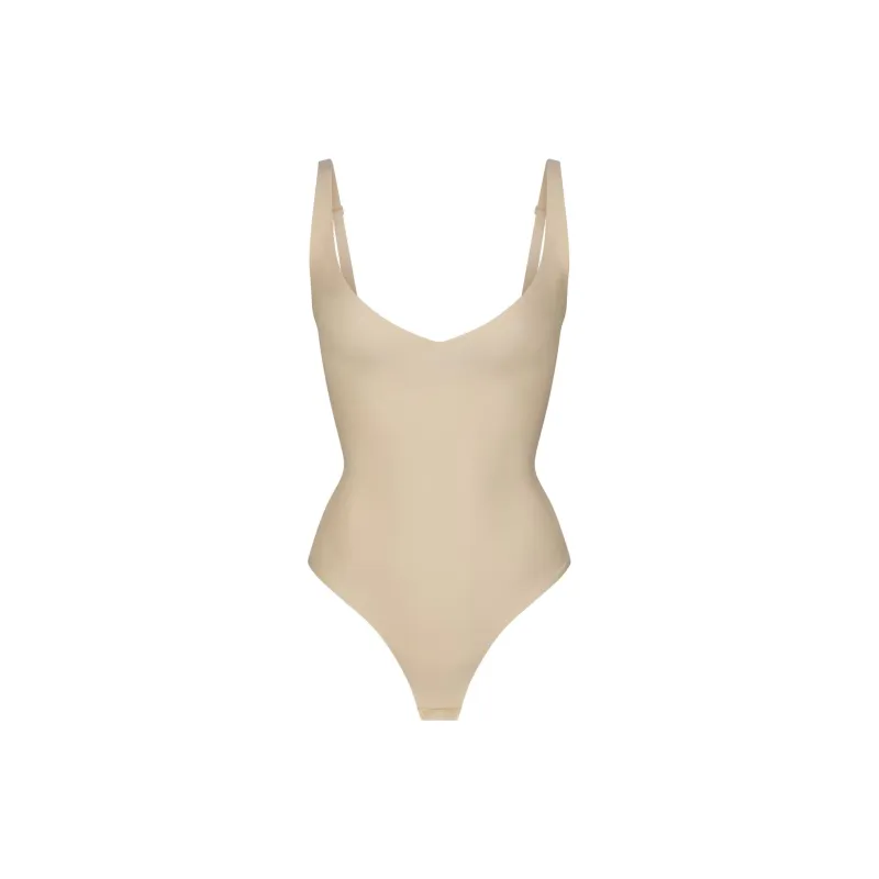 SKIMS FW24 BODY CORE SCULPT PLUNGE THONG BODYSUIT Shapewear Women's SAND/Sand-0