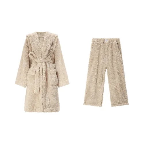 CICADAHOME Border God Pajama Set Women's Lambswool Velvet