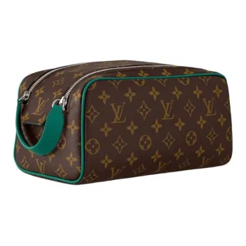 LOUIS VUITTON M12643 Dopp Kit