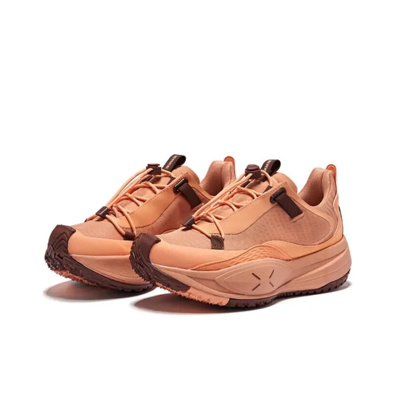 Erke Mountain Realm V2 Rebound Low Top Trekking Shoes Women's Coral Orange Dan Orange-2