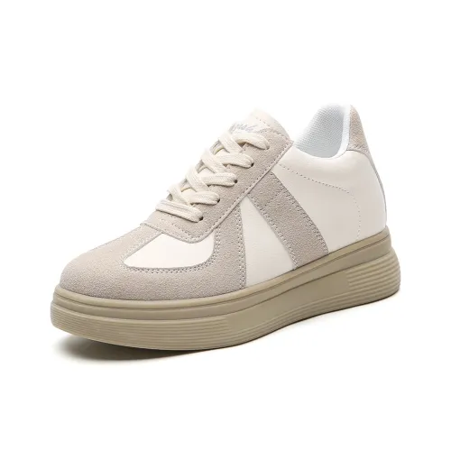 Reivanti Low Top Skateboard Shoes Women's Beige