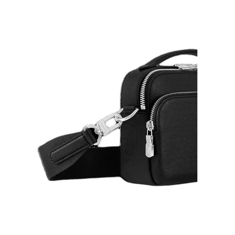 LOUIS VUITTON Cow Leather Shoulder Bag Crossbody Bag Handbag Women's Black-3