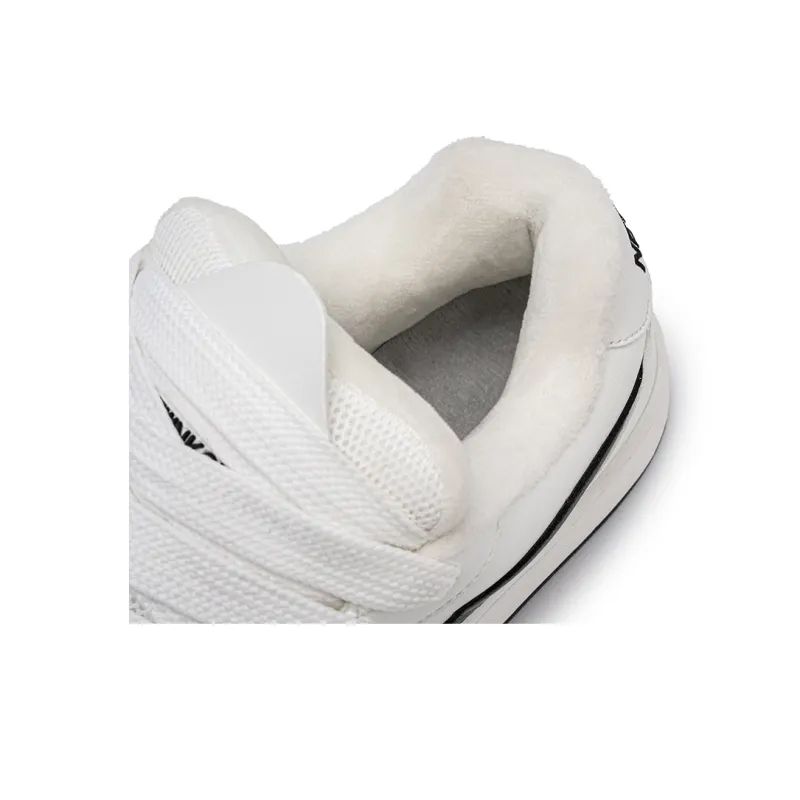 Little Red Man Warm And Wear Resistant Low Top Skateboard Shoes Women's White Black-4