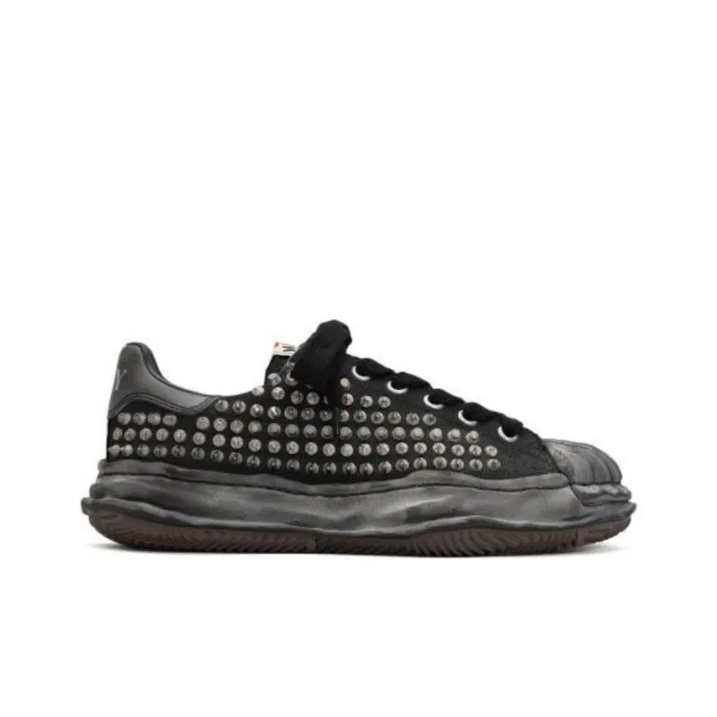 Maison MIHARA YASUHIRO Blakey Black Stud-9