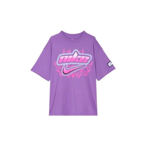 Nike Sportswear T-Shirts Women's Raspberry