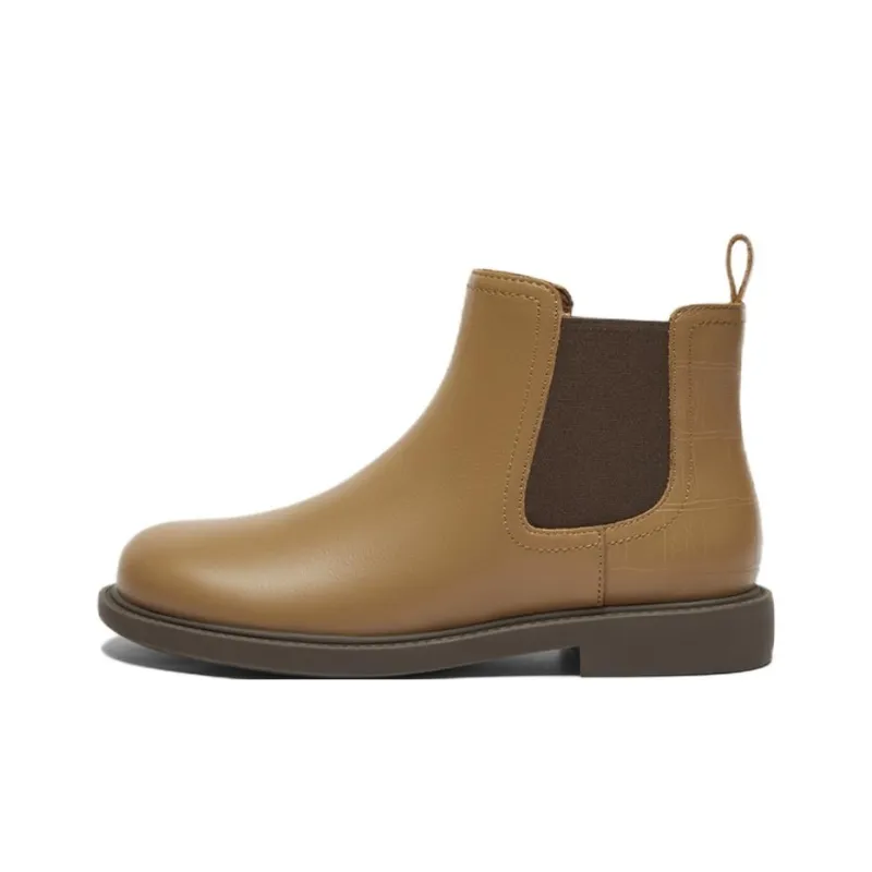 BATA Short Chelsea Boots Women's-9