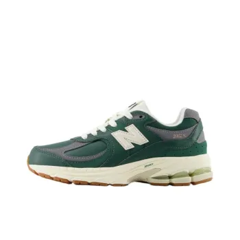 New Balance NB 2002R Anti Slip Wear Resistant Low Top Kids Lifestyle Shoes Green White Teenagers