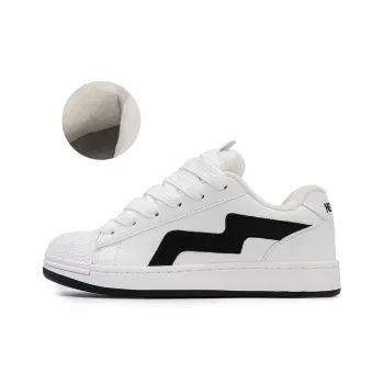 Little Red Man Warm And Wear Resistant Low Top Skateboard Shoes Women's White Black