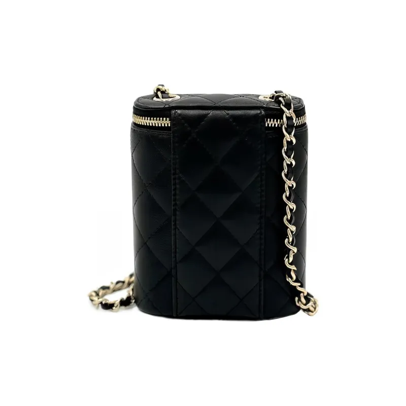 CHANEL Lambskin Camera Bag, Cell Phone Pouch, Shoulder Bag, Crossbody Bag Women's Black-1