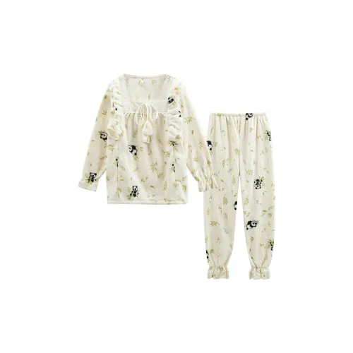 Sleeping Beauty Pajama Set Women's Multicolor