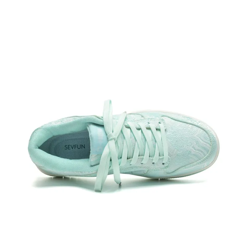 7 SEVFUN Wear resistant And Lightweight Low Top Skateboard Shoes Unisex Box Included-11