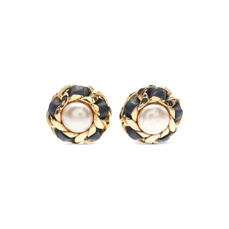CHANEL 1970s Pearl embellished Clip on Earrings-0