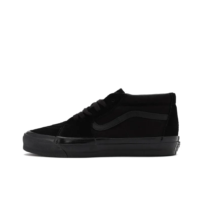 Sk8 Premium Vans Mid 83 'Black'-0