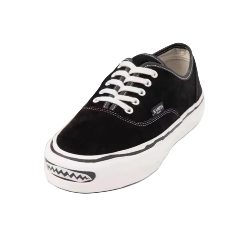 MADNESS x MIHARA YASUHIRO Low-Top Skateboard Shoes Unisex Black-1