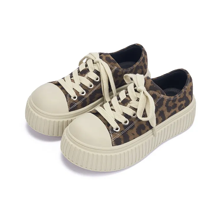 MASOOMAKE Height Increasing Low Top Skateboard Shoes Women's-11