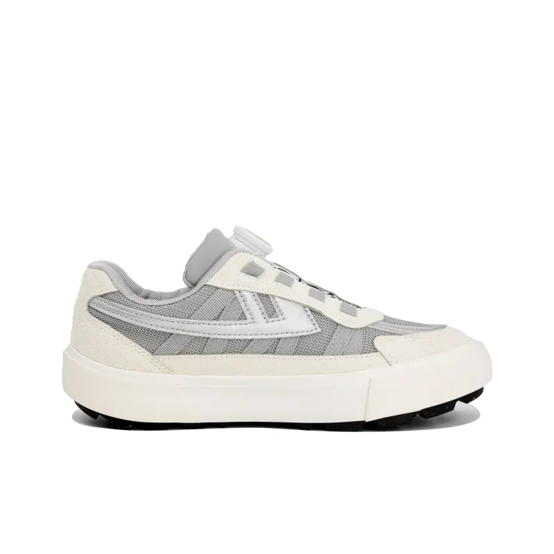 Warrior Anti Slip Wear Resistant Low Top Casual Shoes Unisex Light Gray-1