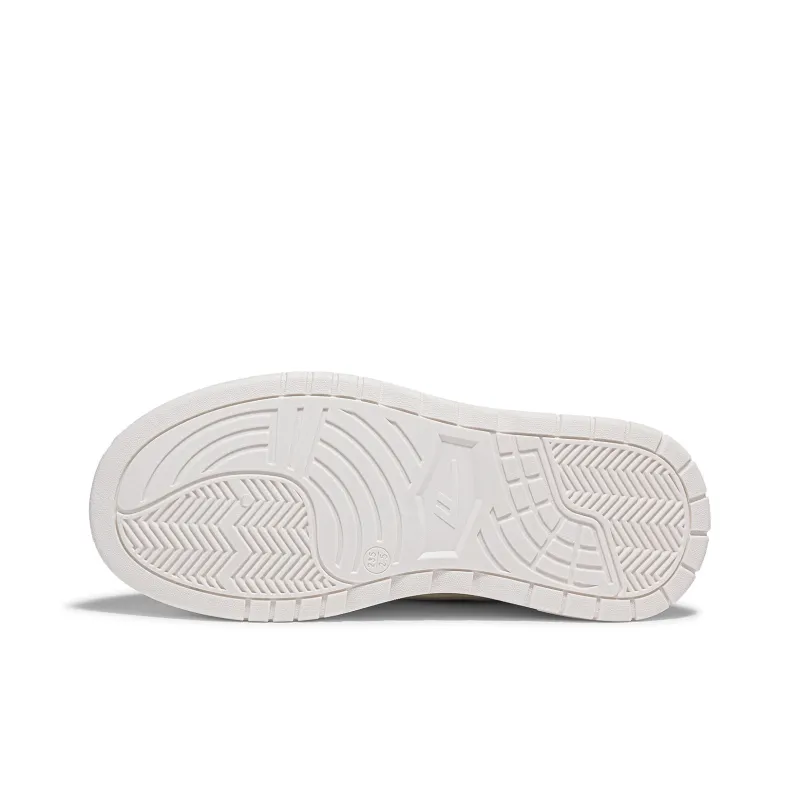 Warrior White Sneakers Thermal Coverage Lightweight Low Top Skateboard Shoes Women's Beige-4